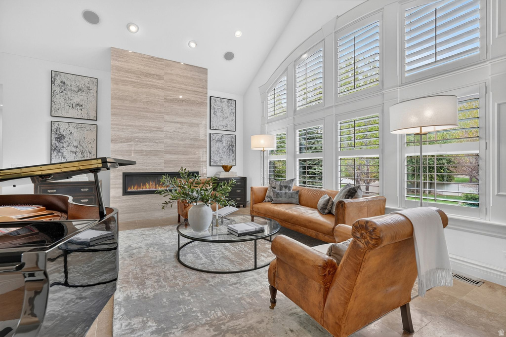 8230 DEER RUN WAY South Weber, UT 84405