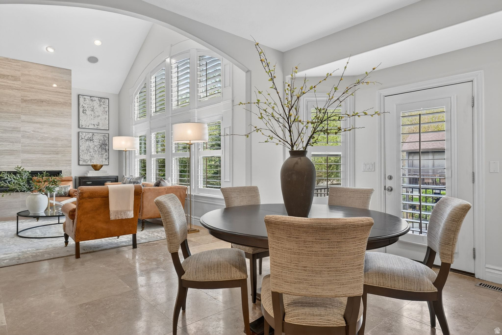 8230 DEER RUN WAY South Weber, UT 84405