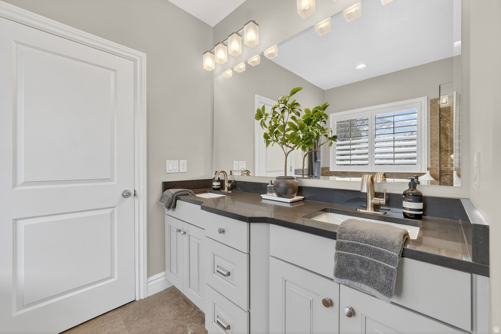 8230 DEER RUN WAY South Weber, UT 84405