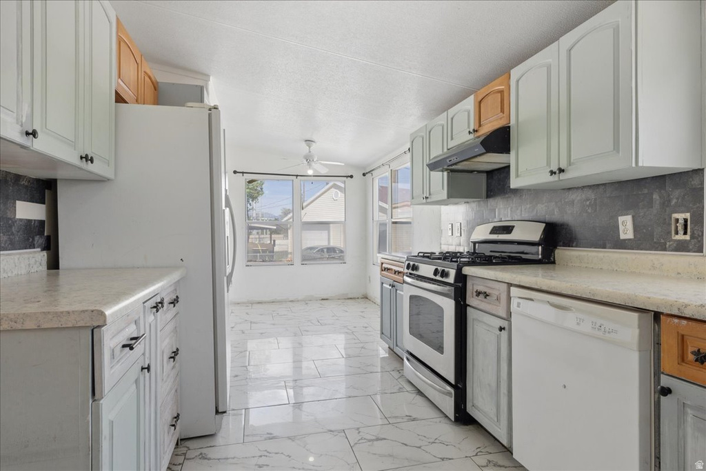 449 W RICHARD ST Grantsville, UT 84029