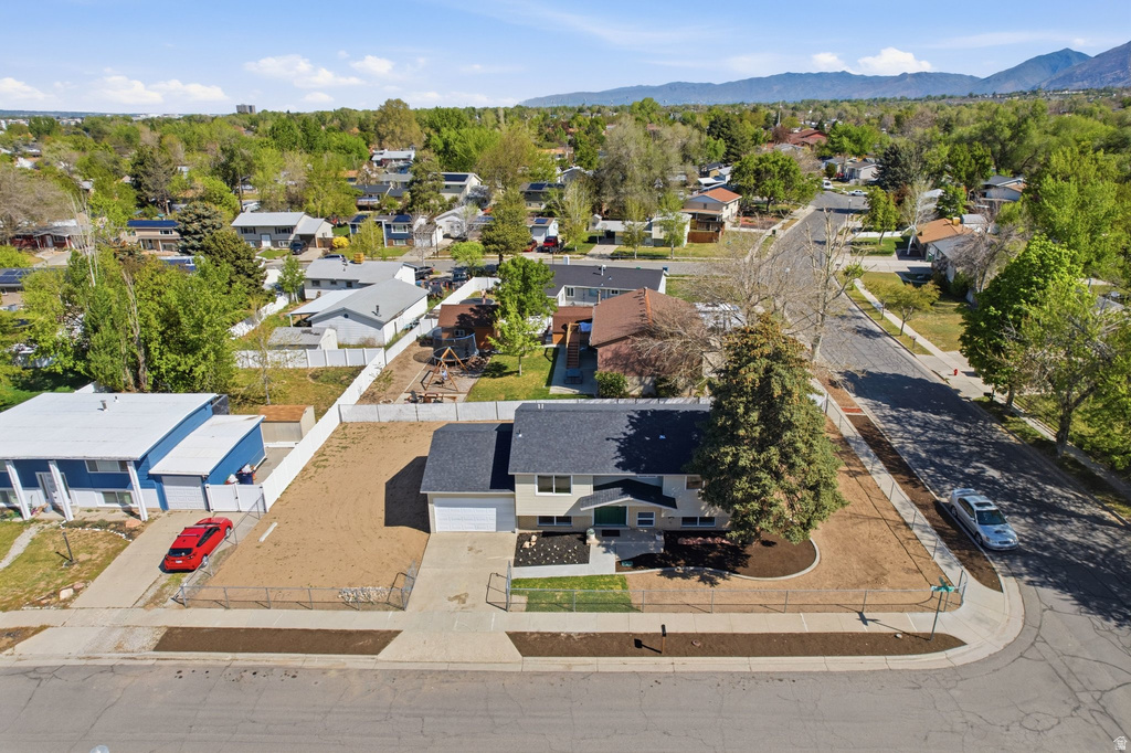 627 E HILO ST Sandy, UT 84070