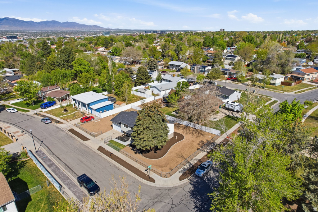 627 E HILO ST Sandy, UT 84070