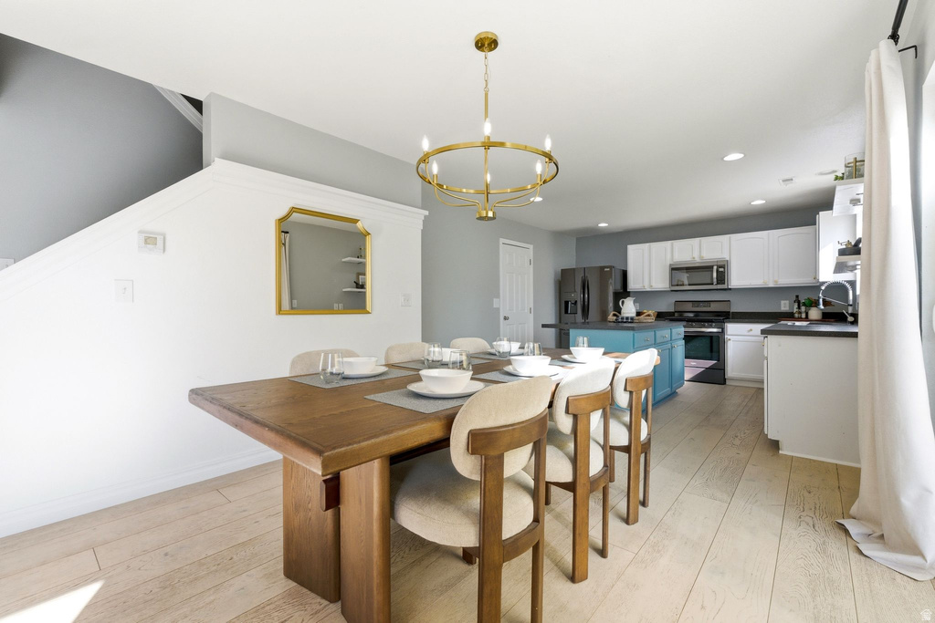 476 S WINDCREST WAY Kaysville, UT 84037