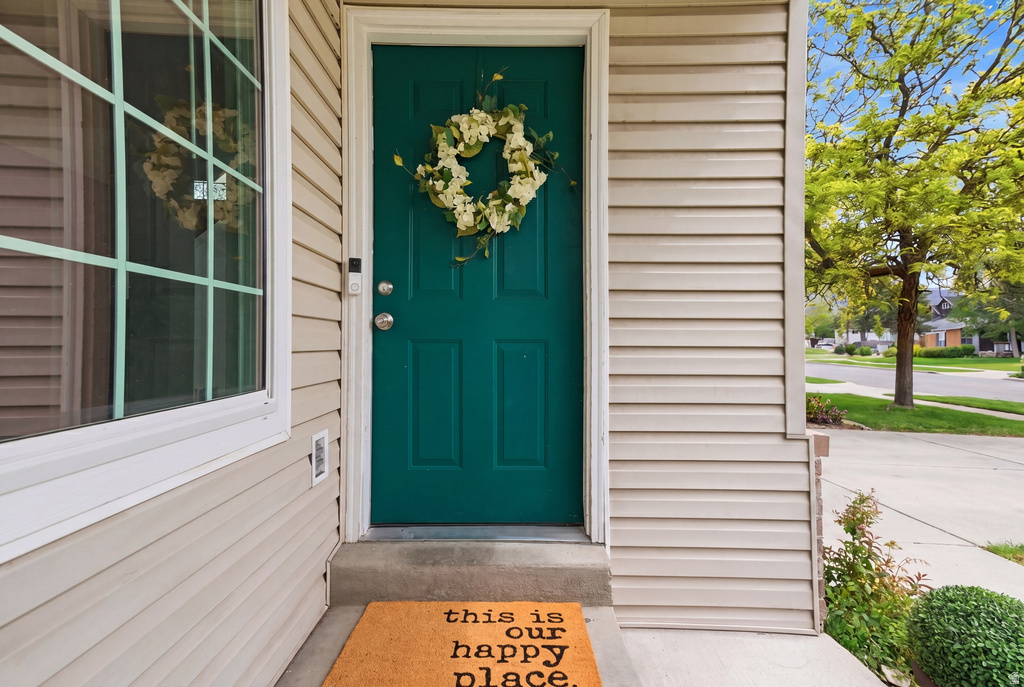 178 E FREEDOM LN Ogden, UT 84401