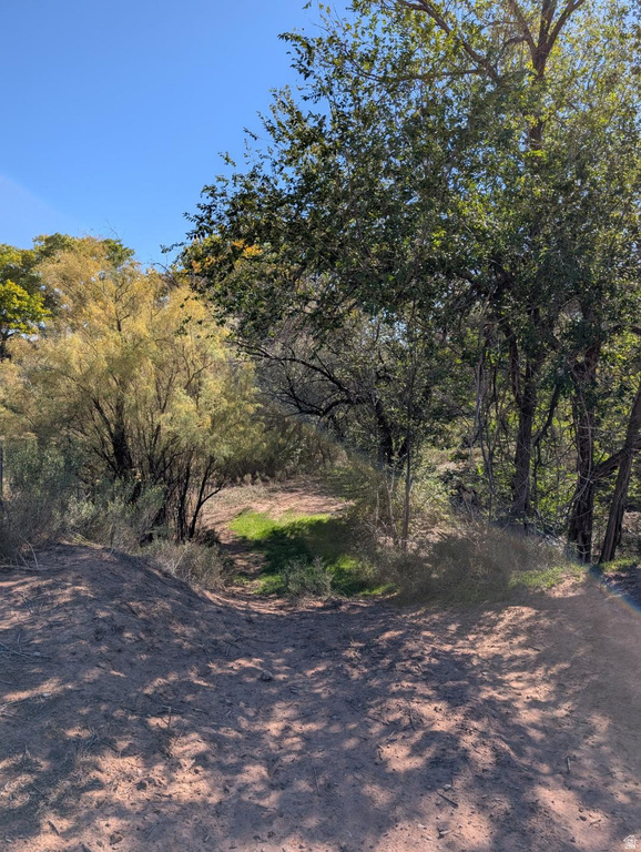 735 S 500 E Roosevelt, UT 84066