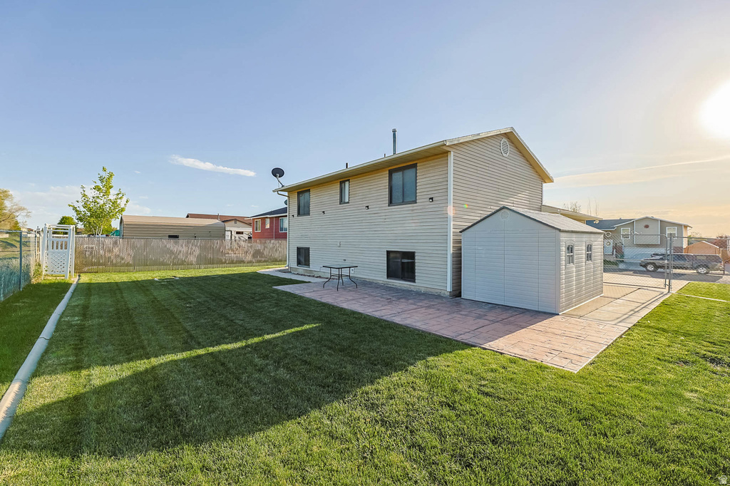 5896 S 3950 W Roy, UT 84067