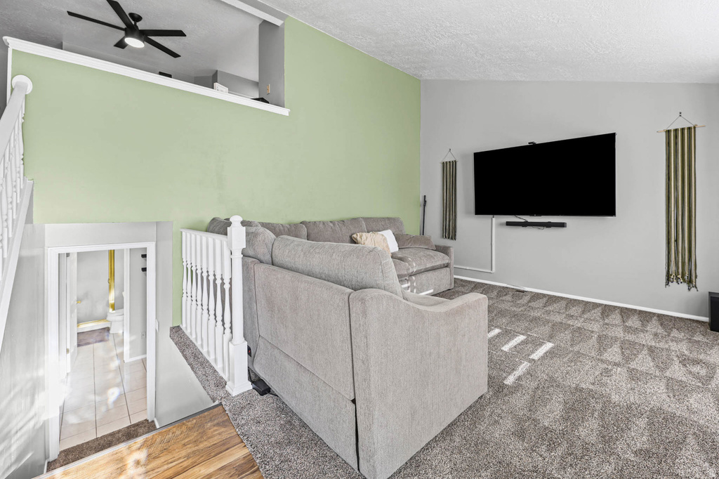 5896 S 3950 W Roy, UT 84067