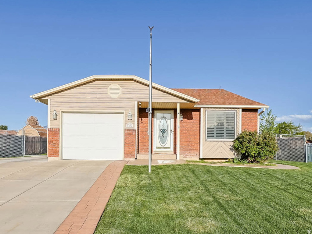 5896 S 3950 W Roy, UT 84067