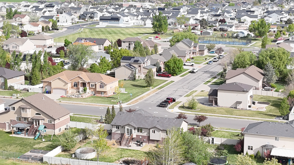 3439 W 2400 S Syracuse, UT 84075