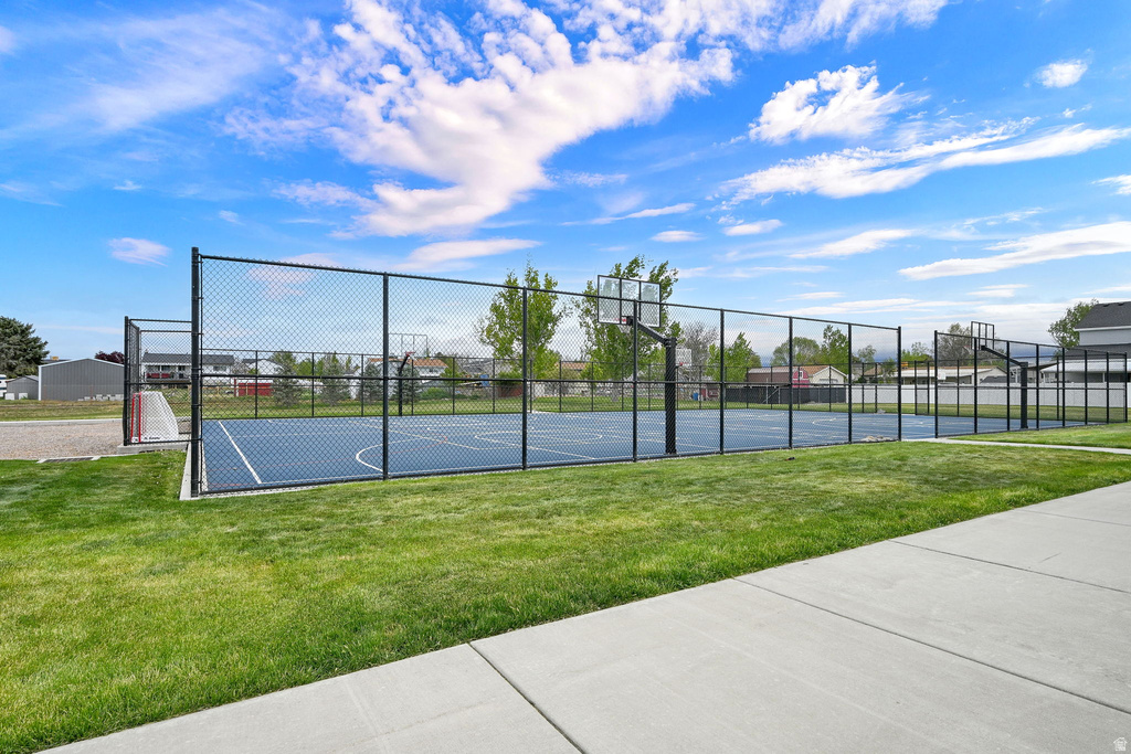 3439 W 2400 S Syracuse, UT 84075