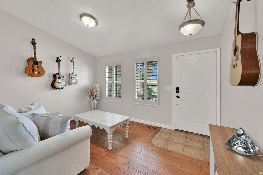 3439 W 2400 S Syracuse, UT 84075