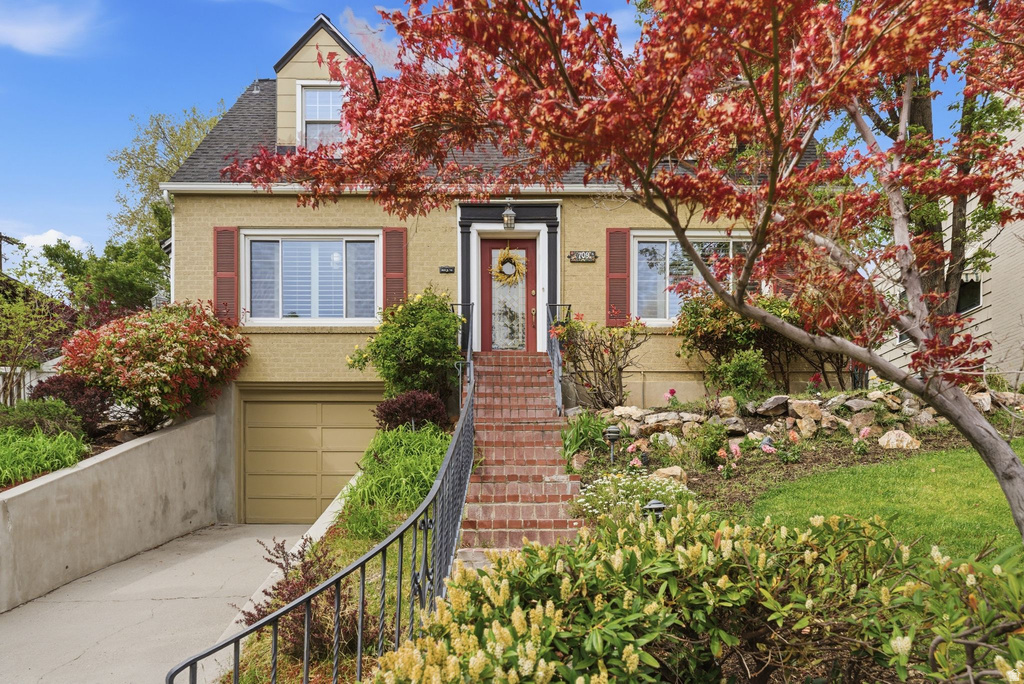 709 E 11TH AVE Salt Lake City, UT 84103