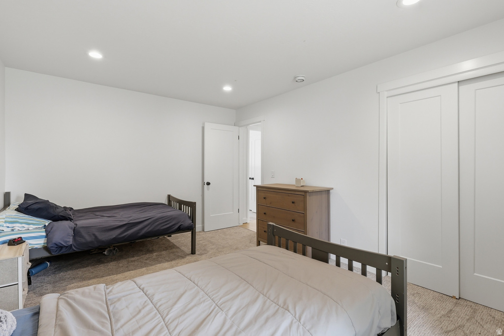 2508 E ROBIDOUX RD Sandy, UT 84093