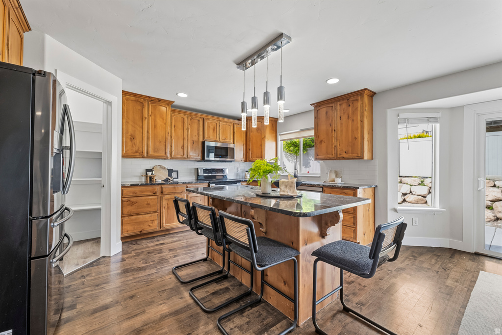 2209 S HUNTER DR Saratoga Springs, UT 84045