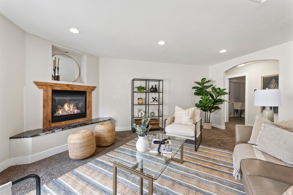 2209 S HUNTER DR Saratoga Springs, UT 84045