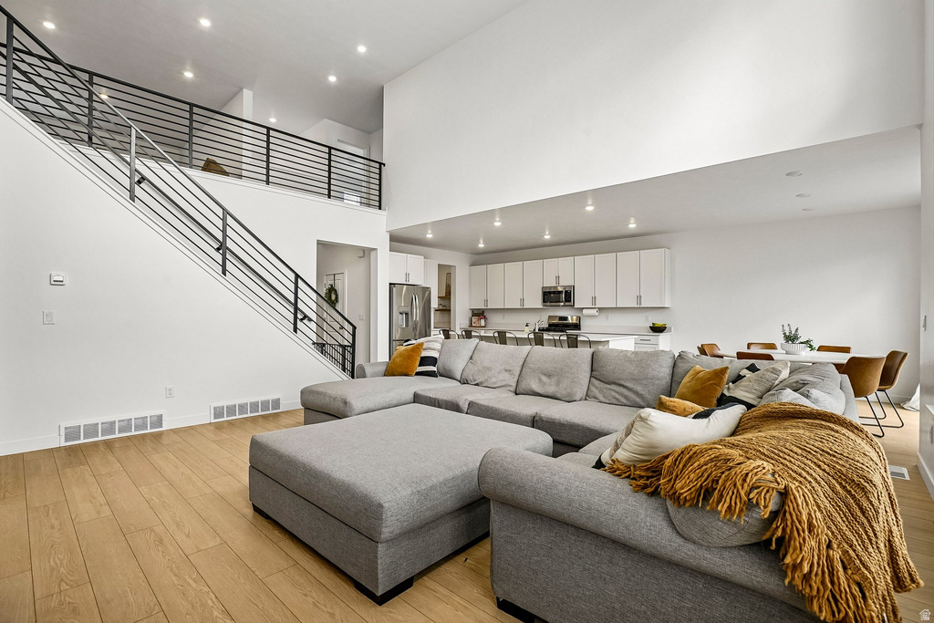 3246 S GREYHOUND RD Saratoga Springs, UT 84045