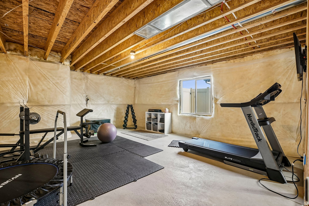 3246 S GREYHOUND RD Saratoga Springs, UT 84045