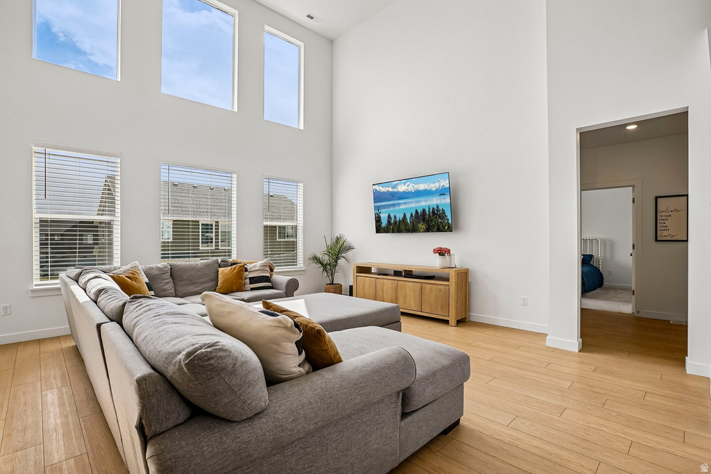 3246 S GREYHOUND RD Saratoga Springs, UT 84045