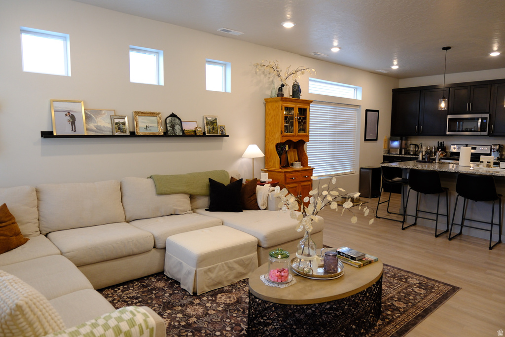 97 E FAIRMONT PL Saratoga Springs, UT 84045