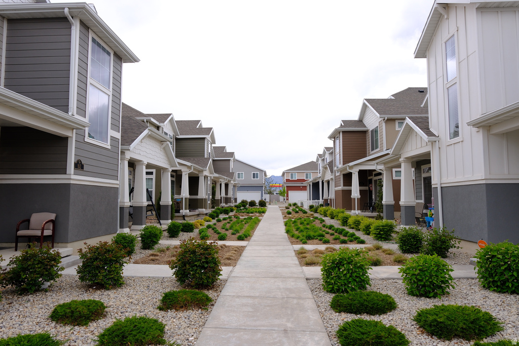 97 E FAIRMONT PL Saratoga Springs, UT 84045