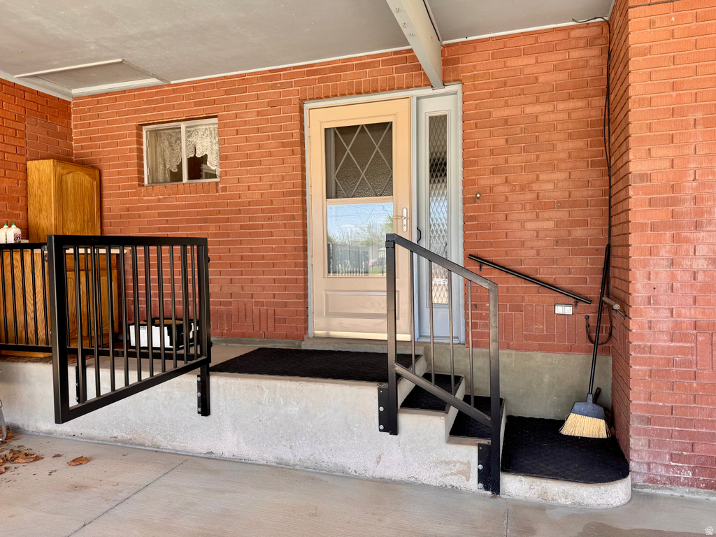 160 W 300 N Fillmore, UT 84631