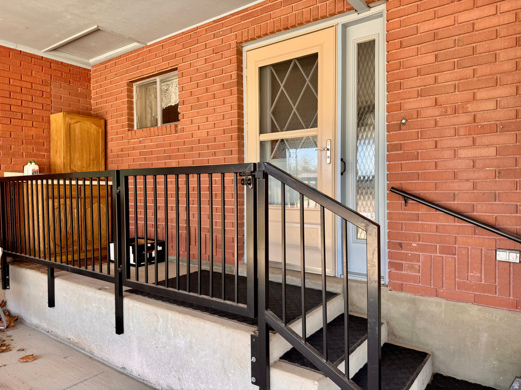 160 W 300 N Fillmore, UT 84631