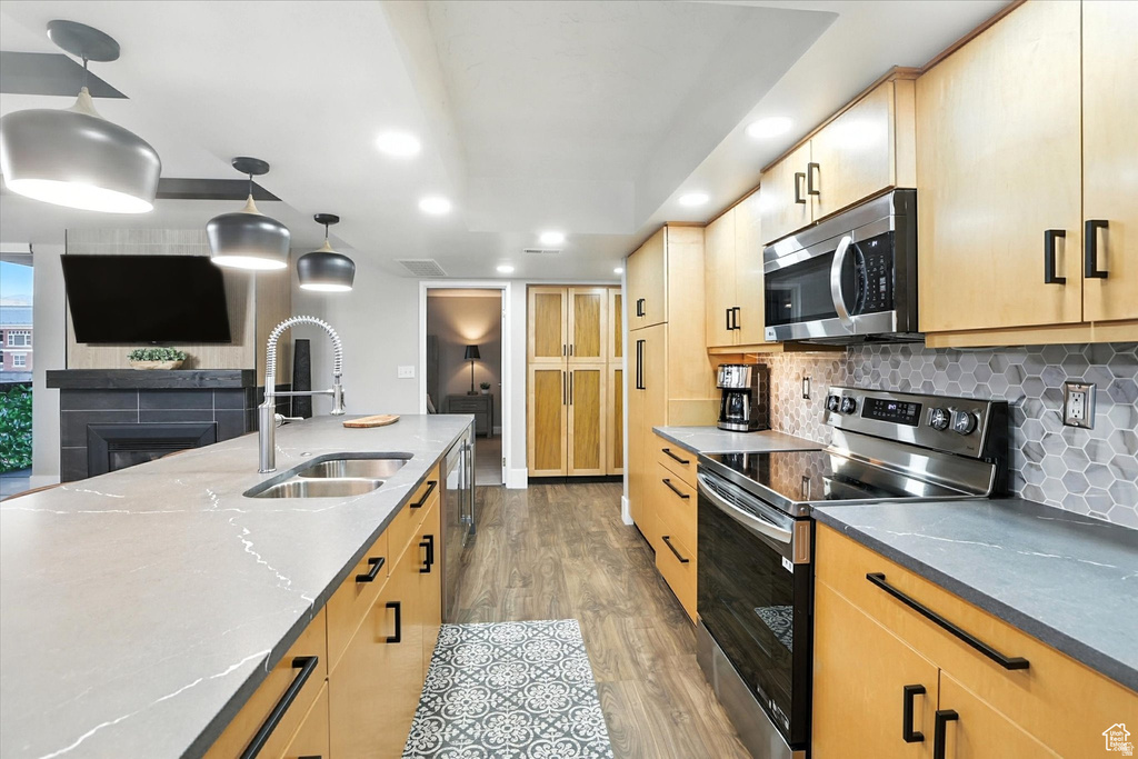 131 E 1ST AVE #706 Salt Lake City, UT 84103