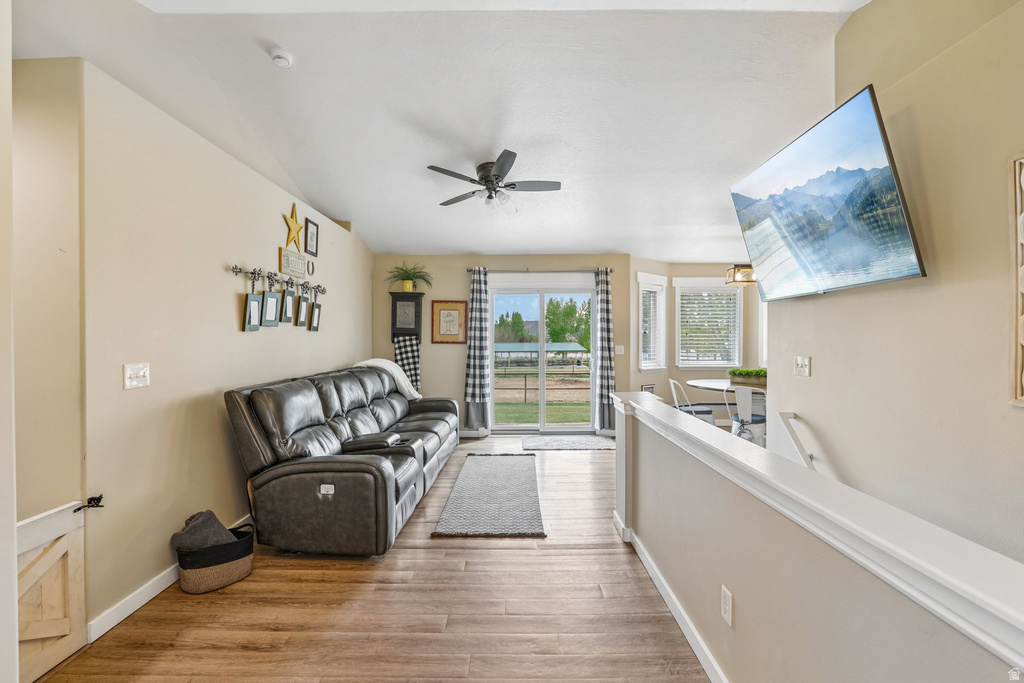 2464 E AUTUMN DR Eagle Mountain, UT 84005