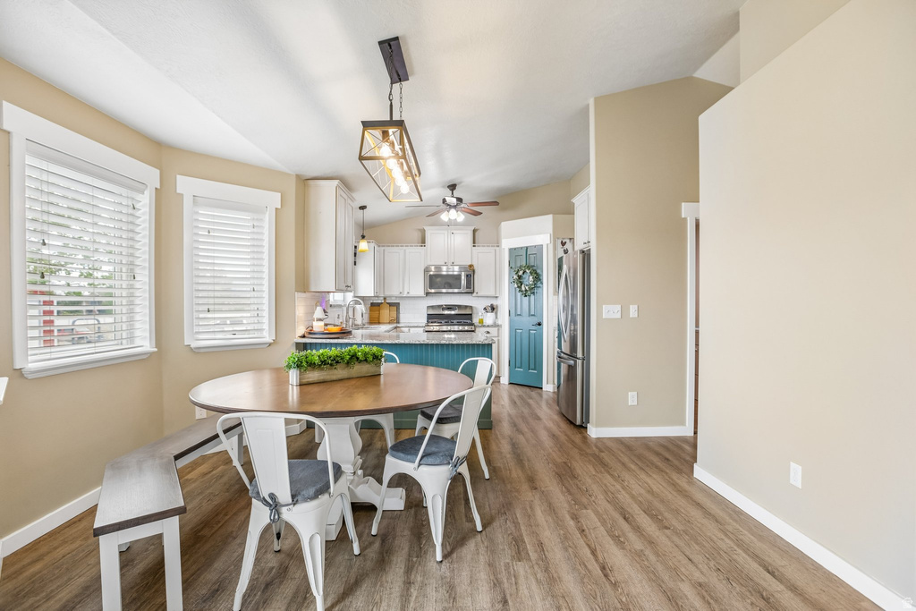 2464 E AUTUMN DR Eagle Mountain, UT 84005