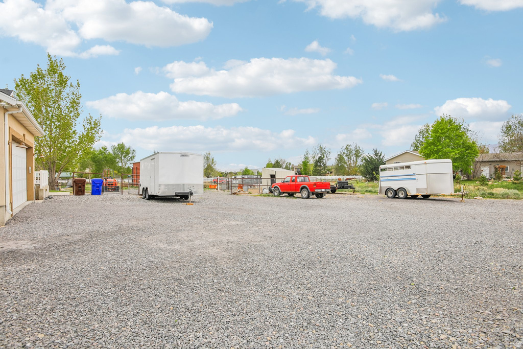 2464 E AUTUMN DR Eagle Mountain, UT 84005