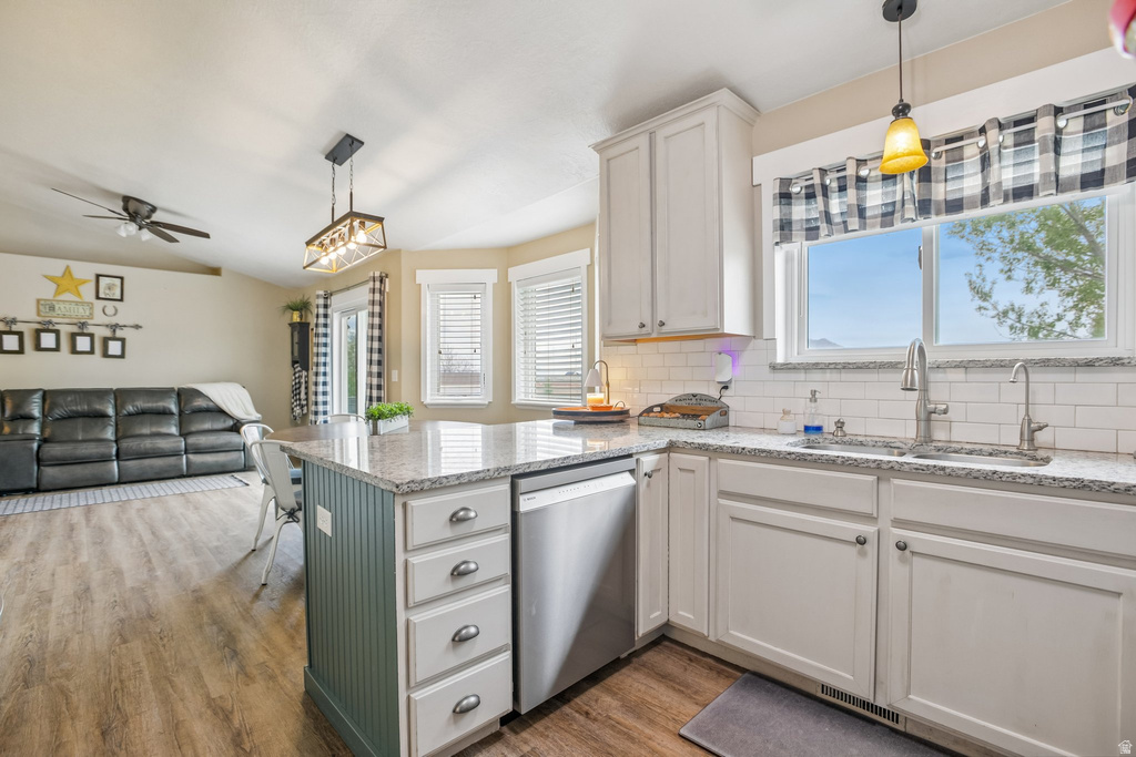 2464 E AUTUMN DR Eagle Mountain, UT 84005