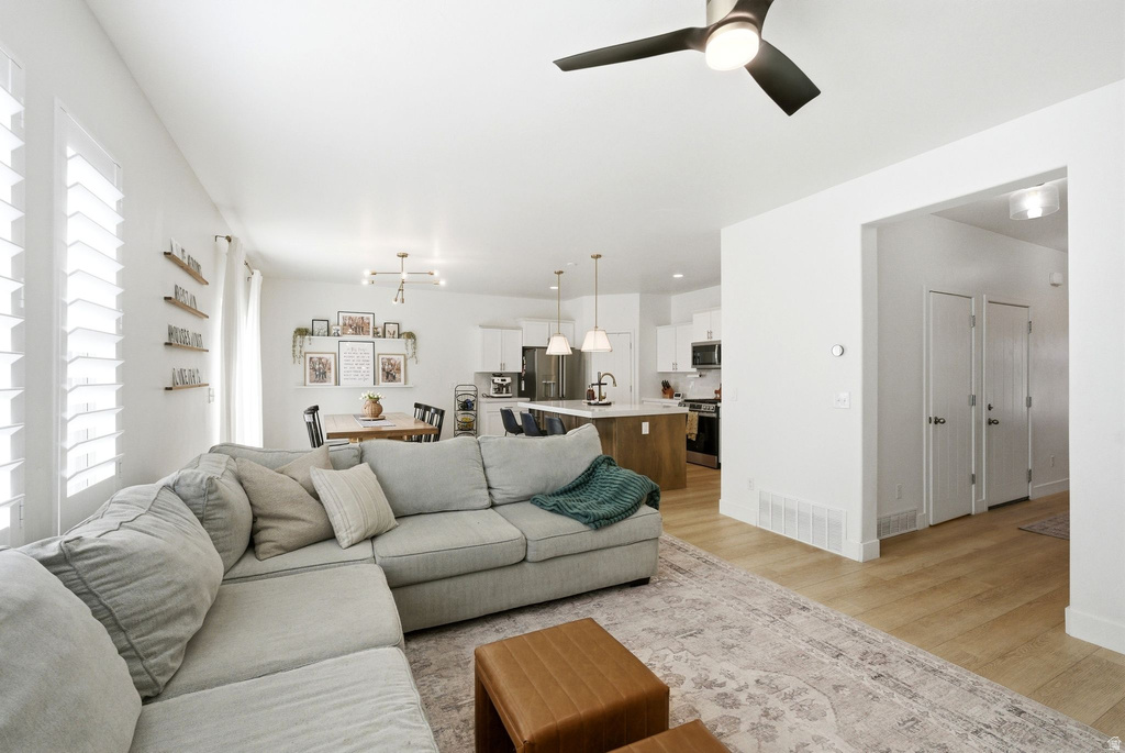 109 E JUBILEE DR Saratoga Springs, UT 84045