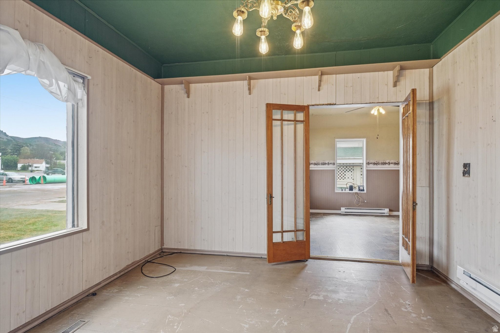 137 BANNOCK ST Malad City, ID 83252