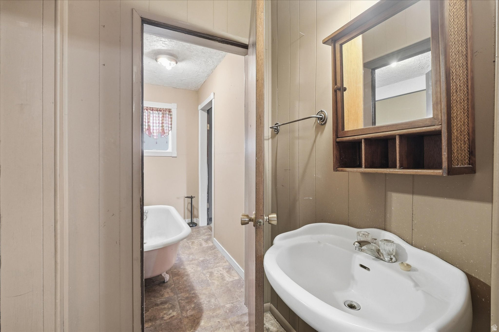 137 BANNOCK ST Malad City, ID 83252