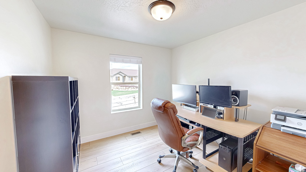 29 W MAGELLAN LN Elk Ridge, UT 84651