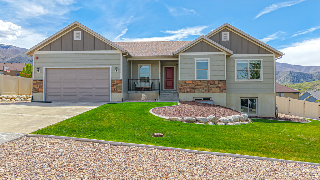 29 W MAGELLAN LN Elk Ridge, UT 84651