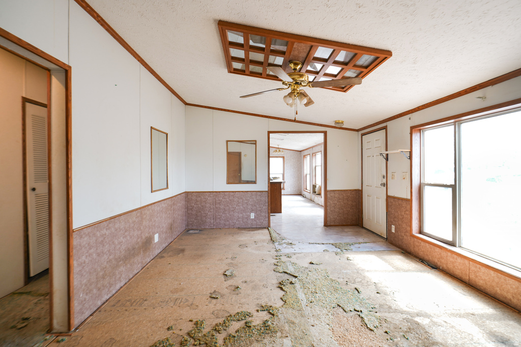 265 E 100 N Myton, UT 84052