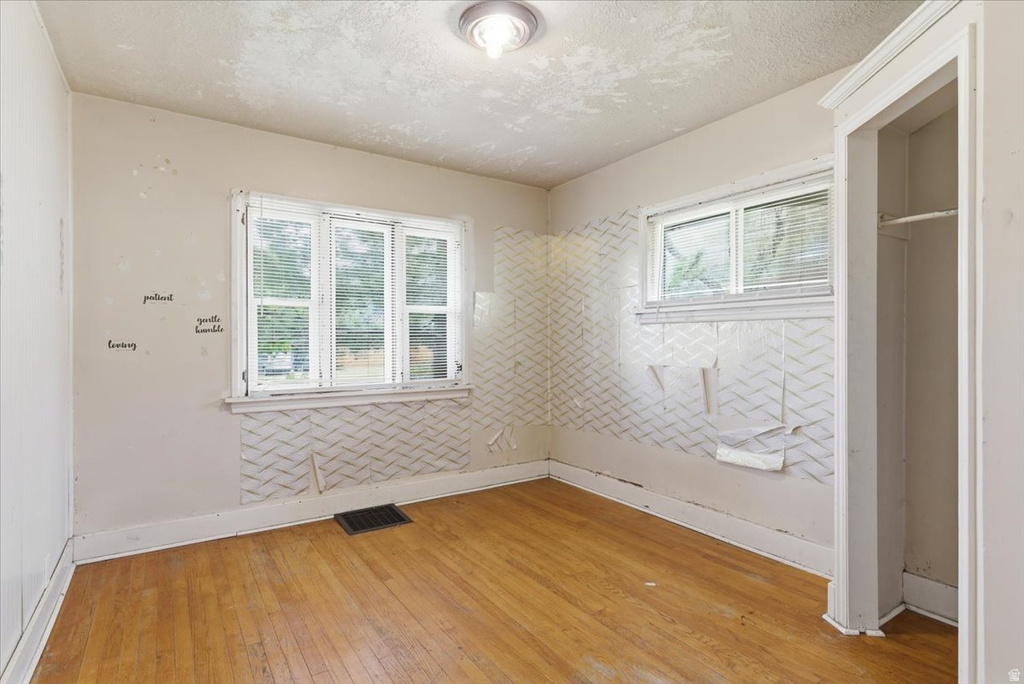 915 E 29TH ST Ogden, UT 84403