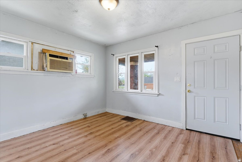 915 E 29TH ST Ogden, UT 84403