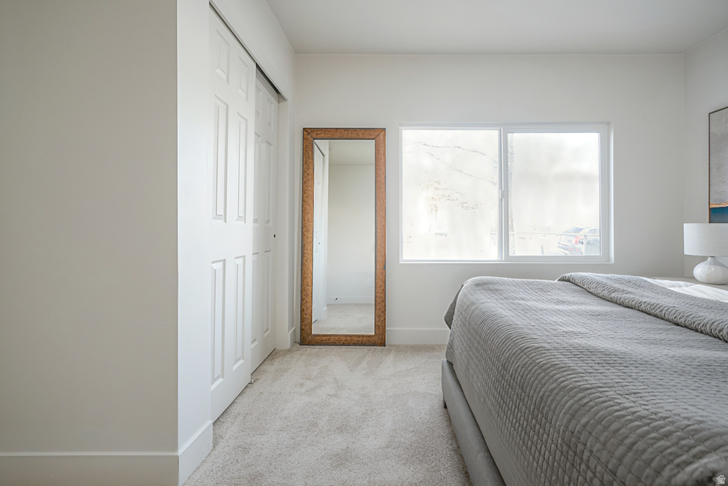 1563 W INDIANA AVE Salt Lake City, UT 84104