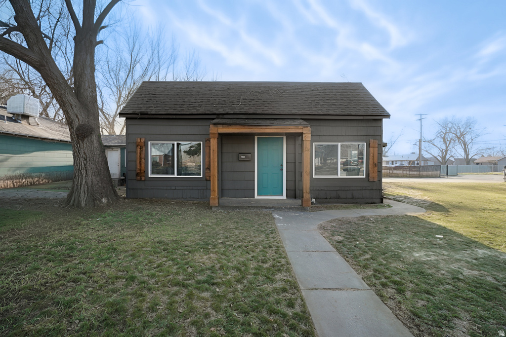1563 W INDIANA AVE Salt Lake City, UT 84104