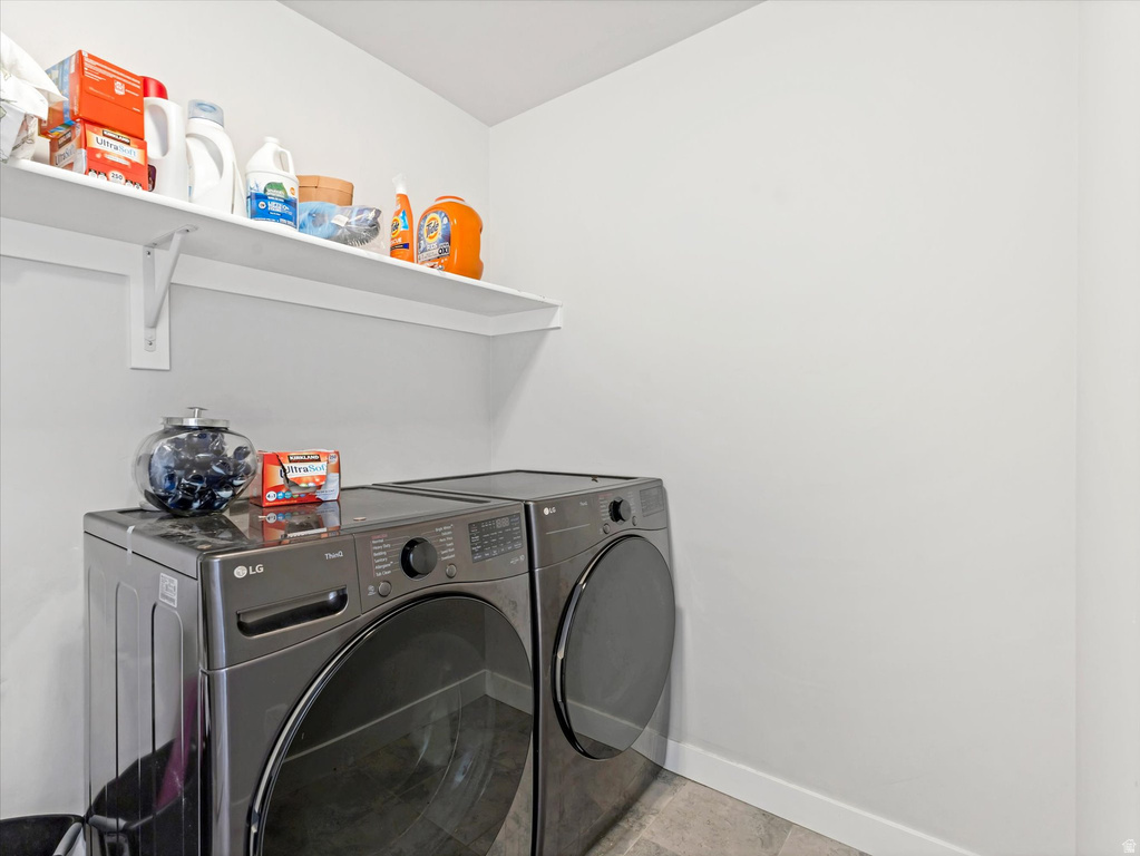 6631 W TERRACE TOP LN West Jordan, UT 84081