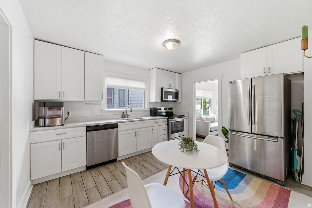 2771 S BUCCANEER DR Magna, UT 84044