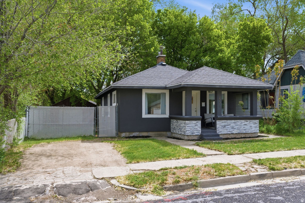 2771 S BUCCANEER DR Magna, UT 84044