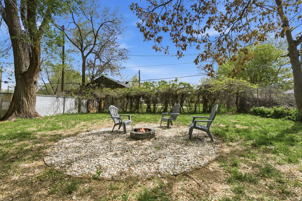 2771 S BUCCANEER DR Magna, UT 84044