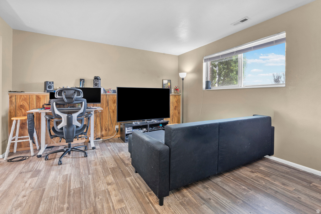 4491 S CROWN DR West Valley City, UT 84120