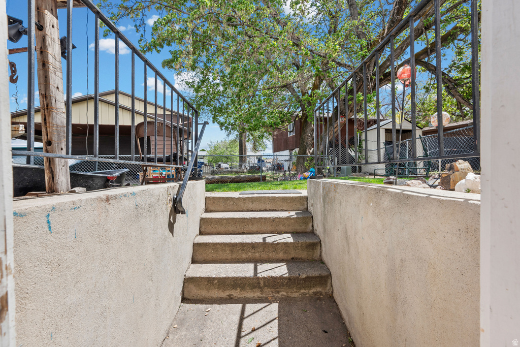 4491 S CROWN DR West Valley City, UT 84120