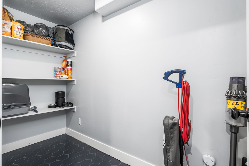 1161 N 550 W Tooele, UT 84074