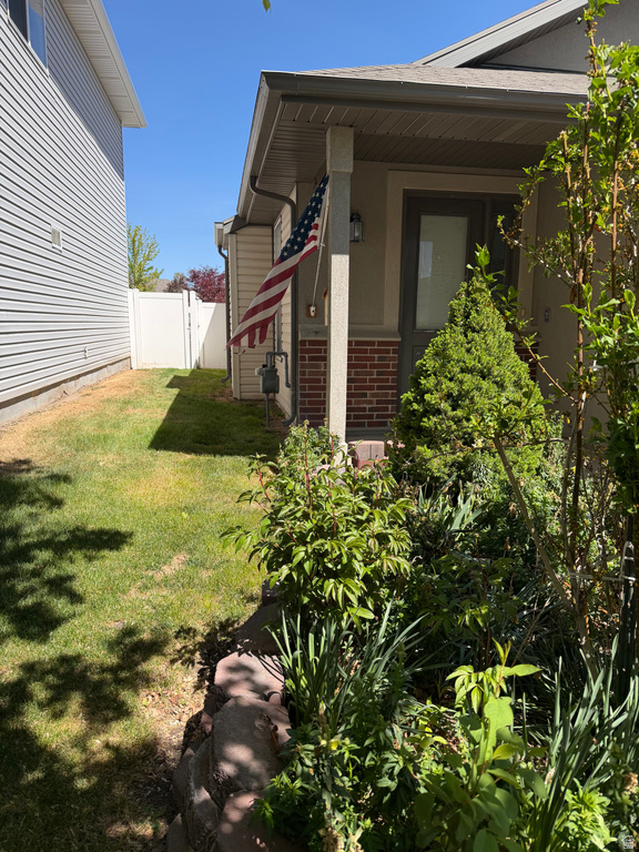 5928 W ROSEBERRY ST West Jordan, UT 84081