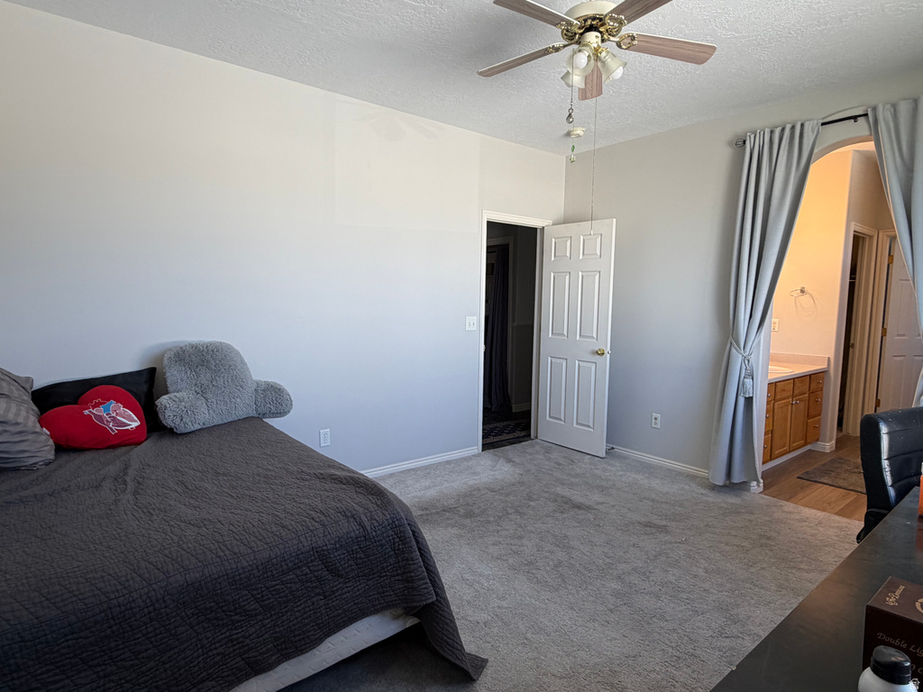 5928 W ROSEBERRY ST West Jordan, UT 84081